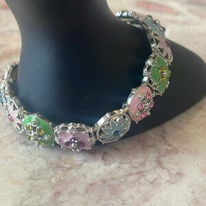EUC~Woman’s Vintage Multi Colored Stone Floral Silver Plated Stretch Bracelet